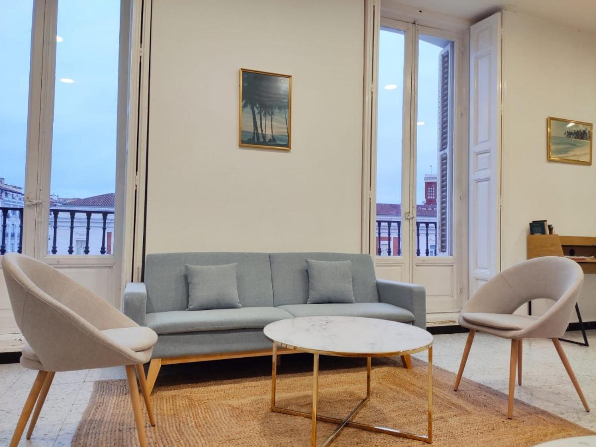 Hostal Americano Мадрид Екстериор снимка