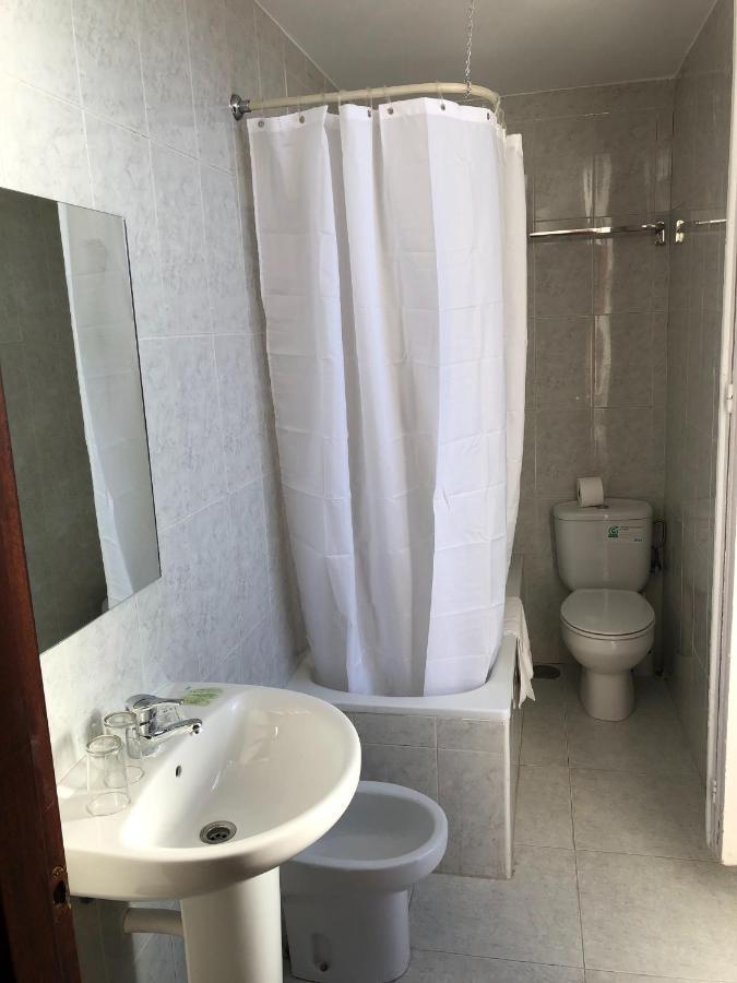 Hostal Americano Мадрид Екстериор снимка